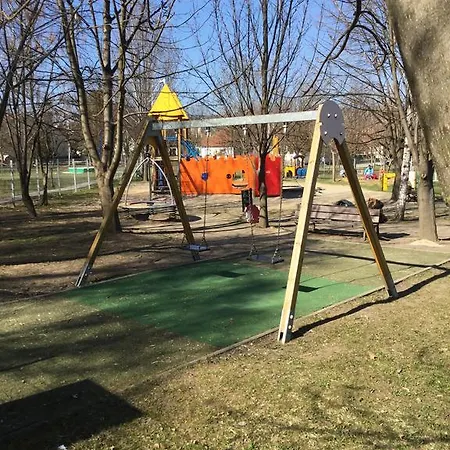 Konukevi Park Vendeghaz