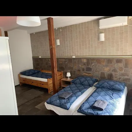 Konukevi Park Vendeghaz Miskolc